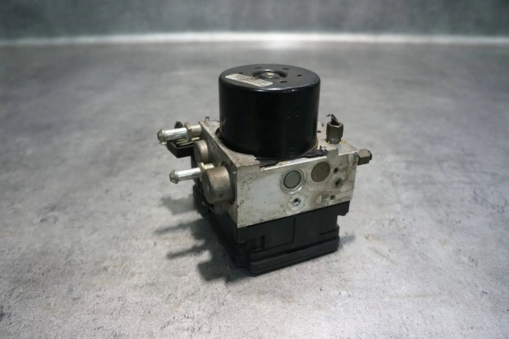 POMPE DE FREIN ABS ESP CONTRÔLEUR JEEP COMMANDER XK 3.0 CRD 00404087C000