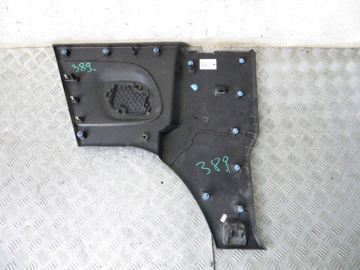 TRAFIC VIVARO III COLLECTEUR GARNITURE PORTES DROITE ARRIÈRE 769001611R