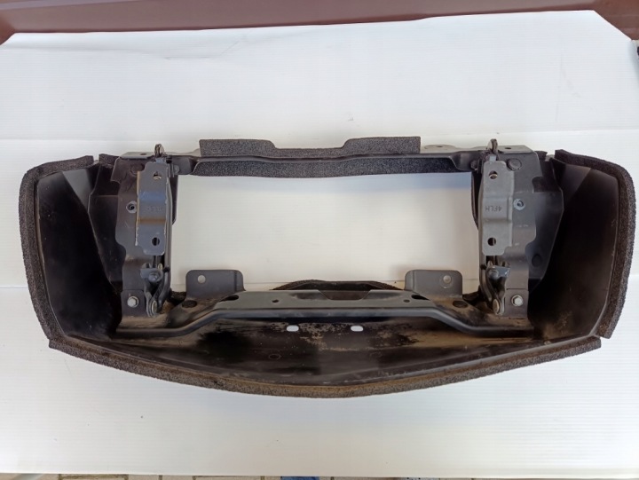 NISSAN E-NV200 ENV200 FIXATION POIGNÉE GNIAZD CLAPET 65737 4FJ0B