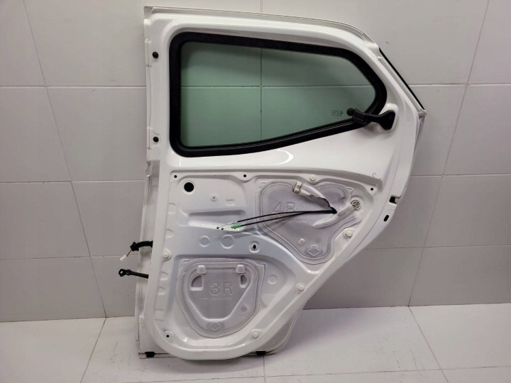 PORTES ARRIÈRE DROITE CÔTÉ TOYOTA AYGO 2 RESTYLAGE 2021