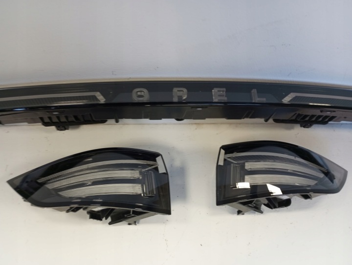 CACHE MOULURE COUVERCLES DE COFFRE PHARE OPEL GRANDLAND 9847974480 9852807580 NOUVEAU