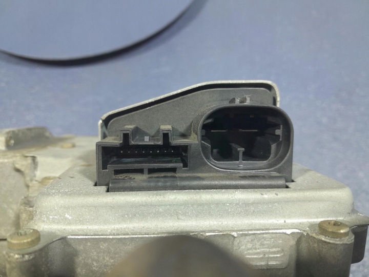 RENAULT SCENIC II COLONNE DIRECTION SUPPORT 8200035272