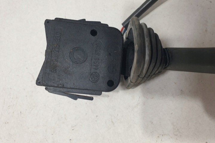POIGNÉE ROTATIVE PRZELACZANIA OPEL ASTRA G ESTATE (F35_) 90213330 2.0L DIESEL 74KW