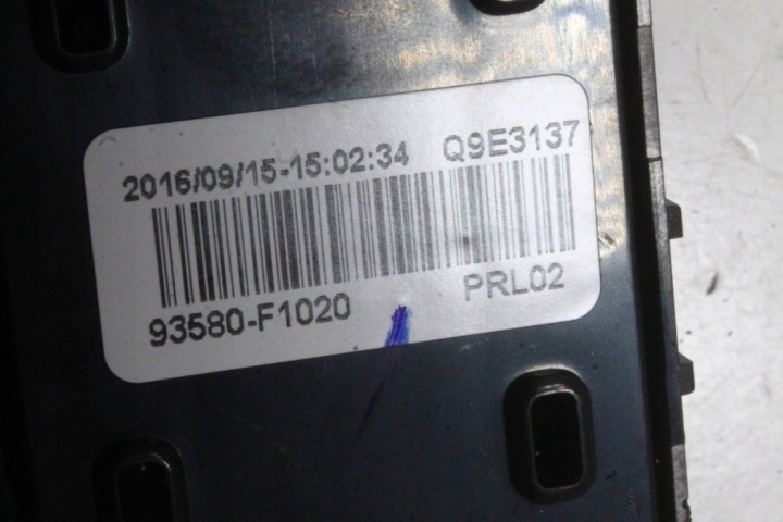 BOUTON COMMANDE VITRE ARRIÈRE GAUCHES PORTES KIA SPORTAGE (QL) 93580F1020