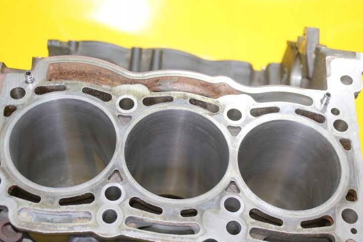BLOC MOTEUR AUDI A6 C7 3.0 TDI CDU 059011ET 059023AD