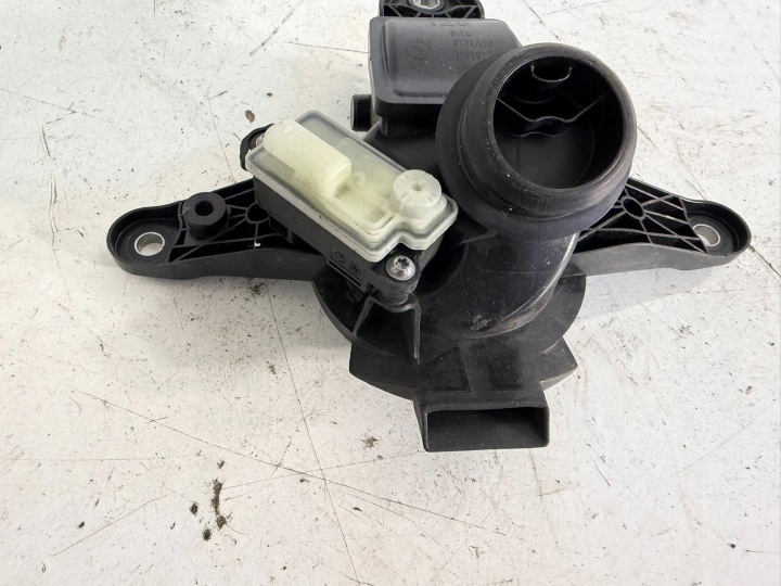 CLAPET GOULOTTE DE REMPLISSAGE LIQUIDE VERS LAVE-GLACES BMW IX20 EUROPE
