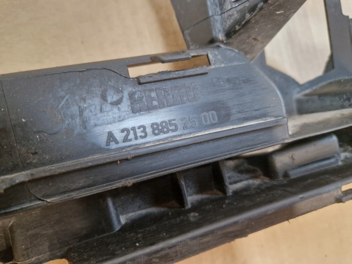 MERCEDES W213 E CLASSE AMG RENFORCEMENT PARE-CHOCS AVANT AVANT A2138852500