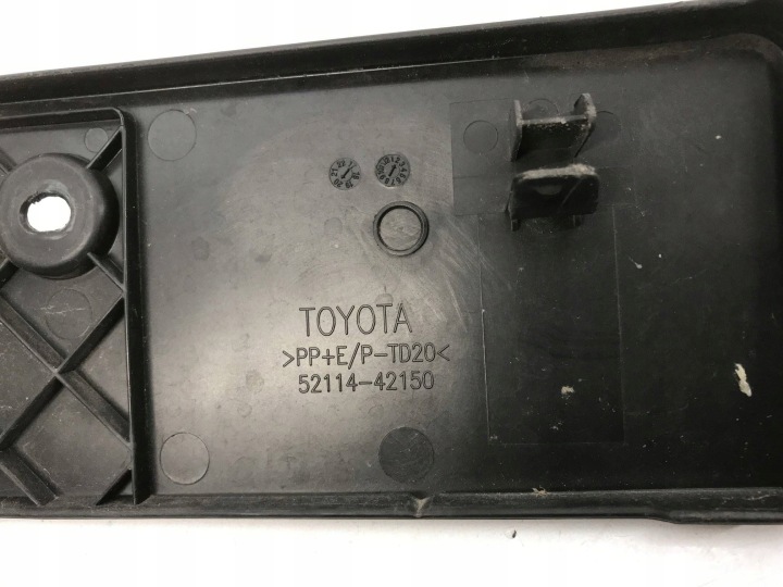 TOYOTA RAV4 V RONDELLE SOUS PLAQUE D'IMMATRICULATION AVANT 52114-42150