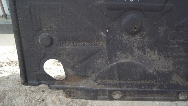 PROTECTION SOUS BOÎTES AUDI A4 B8 A5 8T 8K2863822M