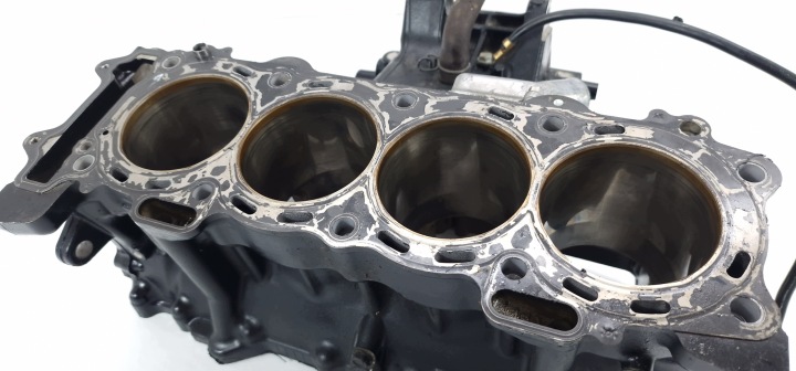 KAWASAKI ZX-10R 08-10R PISTONS CARTER BLOC MOTEUR