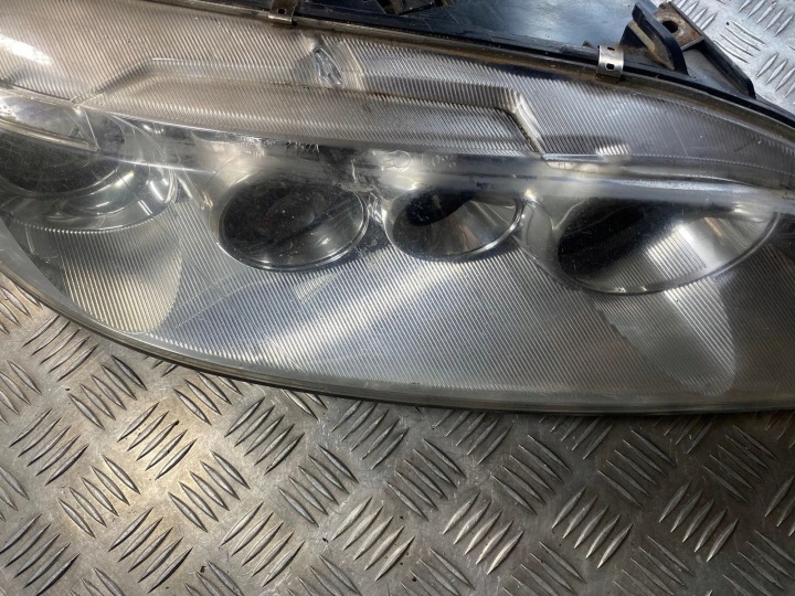 PHARE DROITE AVANT MAZDA 6 BERLINE COMPACTE (GG) F014003907 2.0L DIESEL 89KW