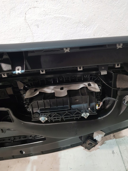 TABLEAU DE BORD COCKPIT VW PASSAT B7 2.0 TDI 10R-15R