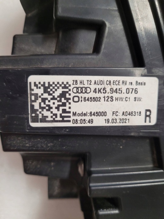 AUDI A6 C8 4K 4K5 BERLINE LIMUZYNA PHARE ARRIÈRE ARRIÈRE DROITE DANS COUVERCLE DE COFFRE 4K5945076