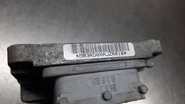 ORDINATEUR MOTEUR FORD MONDEO MK3 2.0 TDDI 96436779 XAJZ