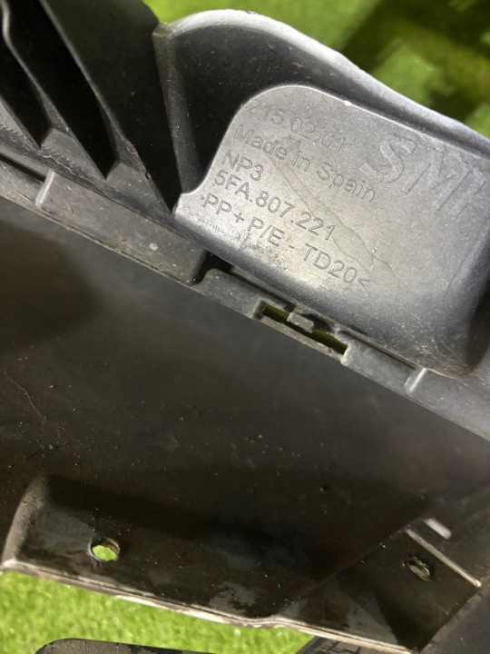 PARE-CHOCS AVANT AVANT SEAT LEON 4 IV 5FA.807.221 2020–