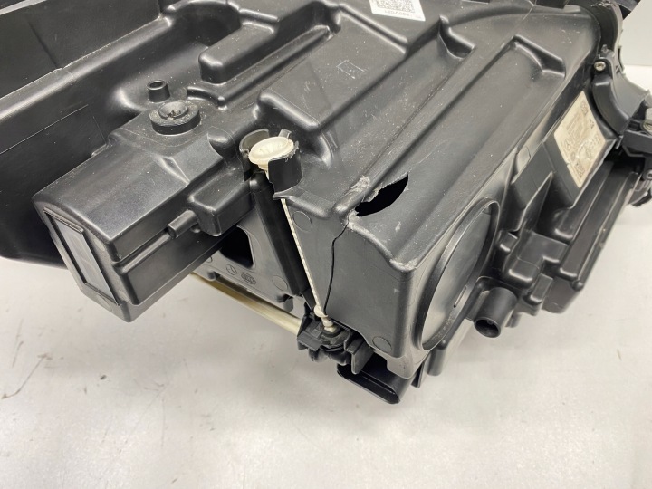 PHARE AVANT AVANT GAUCHE LED HIGH PERFORMANCE MERCEDES E-KLASA 213 W213