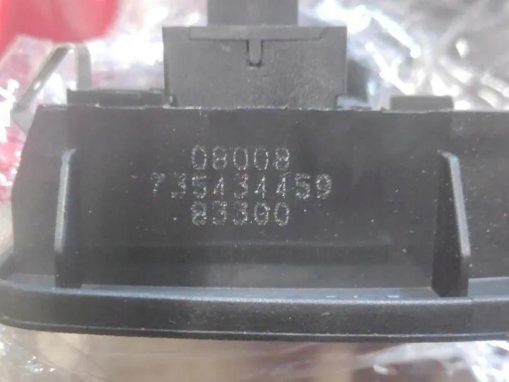BOUTON COMMANDE VITRE GAUCHES AVANT PORTES FIAT BRAVO II (198_)