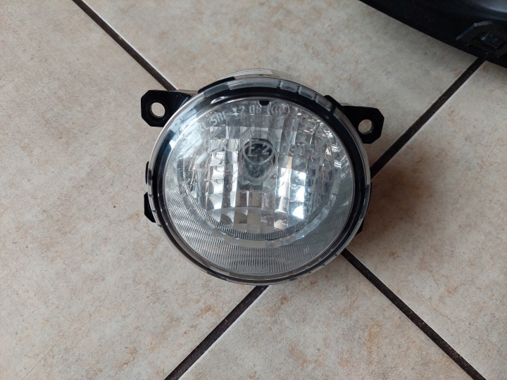 GRILLE PARE-CHOCS PHARES ANTIBROUILLARD FIXATION MERCEDES CITAN W415