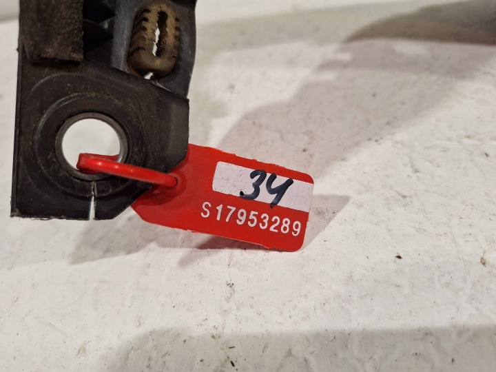 DOUBLURE DE PASSAGE DE ROUE DROITE CÔTÉ 668624075R RENAULT CAPTUR I 12-
