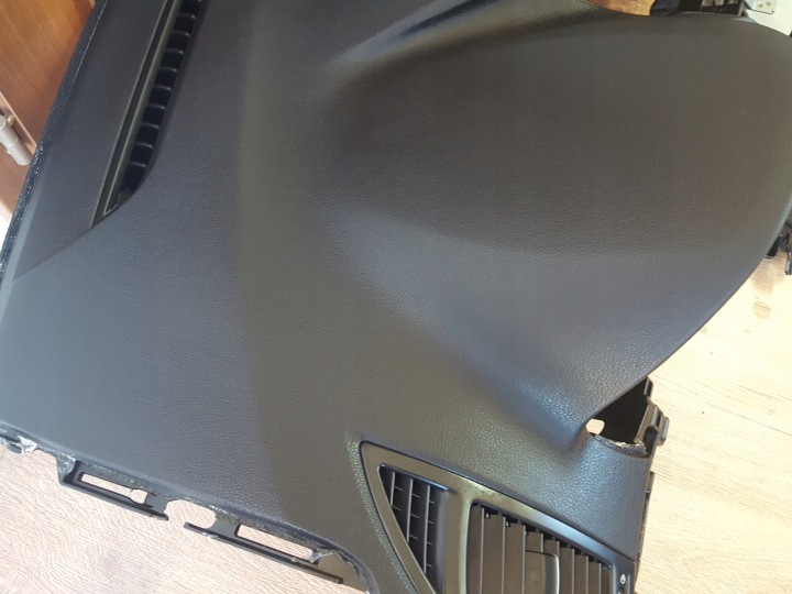 CONSOLE COCKPIT PLANCHE HYUNDAI I 40 2AIRBAG 2PASY KO
