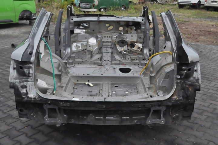 BENTLEY BENTAYGA PANNEAU ARRIÈRE ARRIÈRE AILE GAUCHE DROIT QUART BAIGNOIRE L999