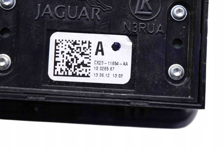 PANNEAU COMMUTATEURS JAGUAR XF (X250) CX2311654AA 28339373 2.2L 120KW 2012