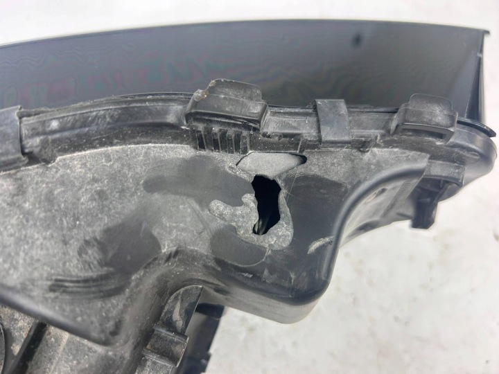 PROJECTEUR GAUCHE CÔTÉ AUDI RS5 8T0941753E