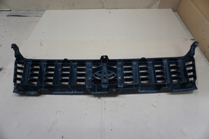 LAND CRUISER 90 95 CALANDRE GRILLE 96-02R