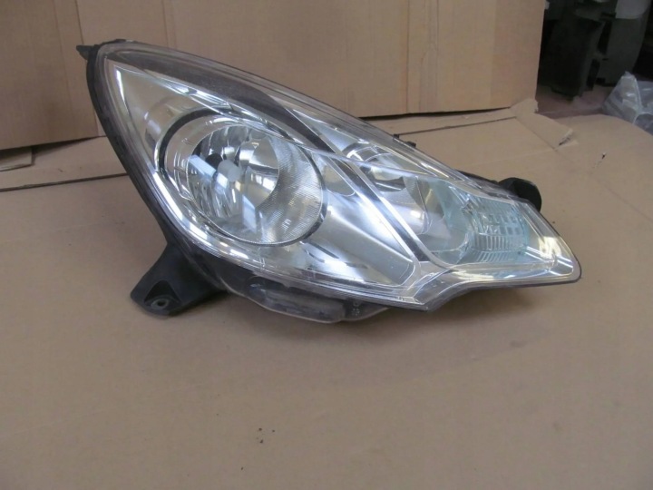 CITROEN C3 09-16 PROJECTEUR PHARE DROIT AVANT AVANT DROITE C408