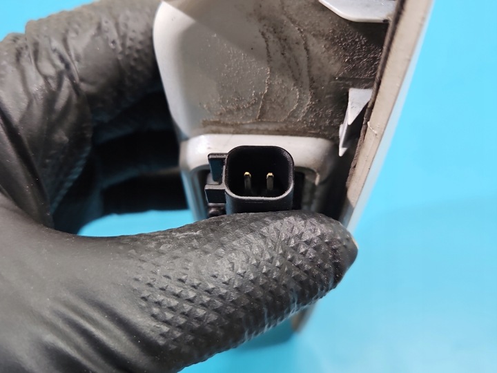 POIGNÉE COUVERCLES DE COFFRE ARRIÈRE FORD EDGE II FT4B-R425A22-AH
