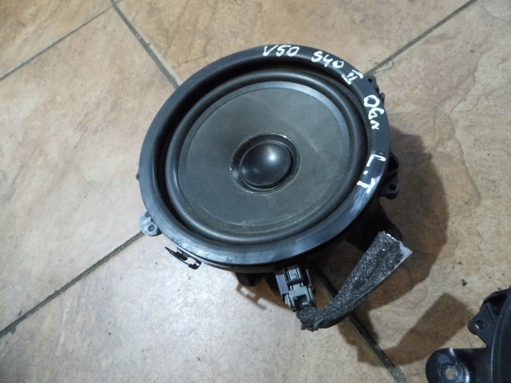 VOLVO V50 S40 II 2.0D 06' HAUT-PARLEUR ARRIÈRE DROIT 8651207 1 PIÈCE