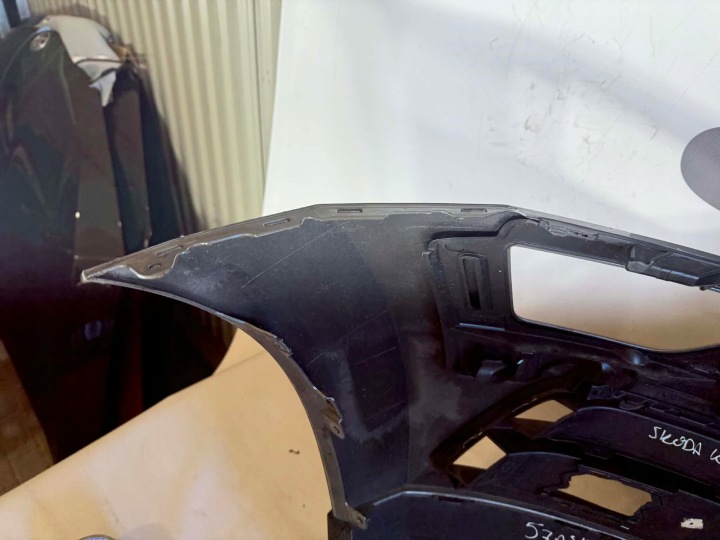 SKODA KAROQ PARE-CHOCS AVANT AVANT 4XPDC LF7M 57A807221