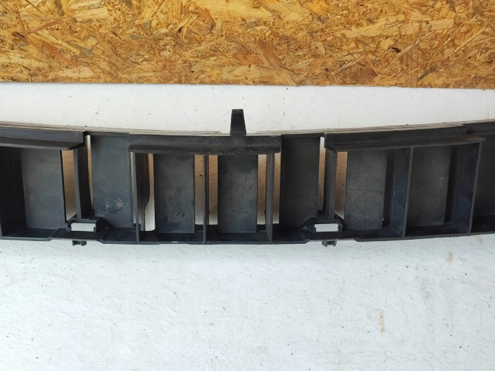 POUTRE PLASTIQUE PARE-CHOCS AVANT AVANT DACIA DUSTER HS 10- 620905715R