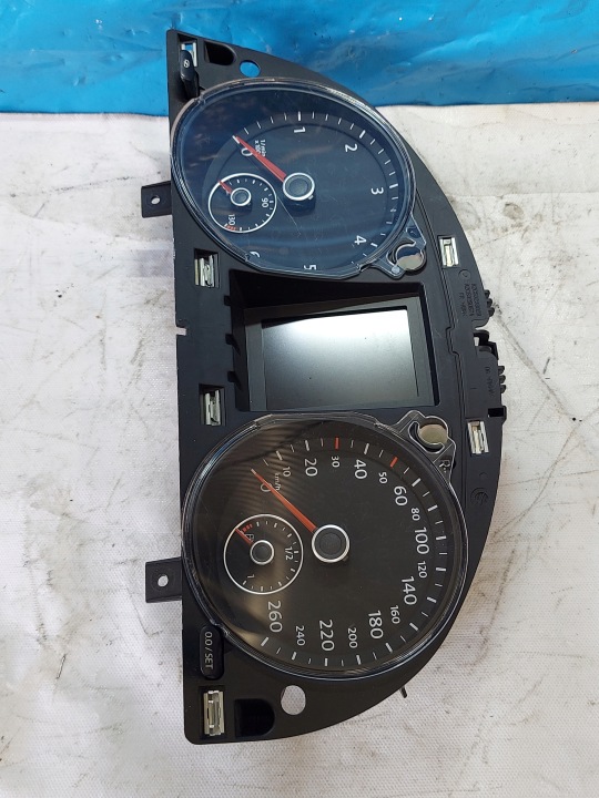 COMPTEUR COMPTEUR PASSAT B7 2.0 TDI 3AA920870A