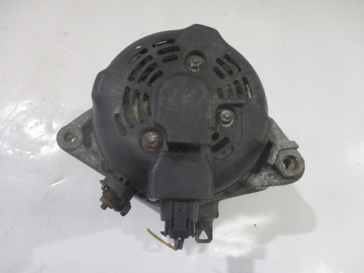 ALTERNATEUR TOYOTA OE 27060 0T051