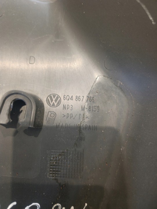 #6Q4867765#6Q4867766# PROTECTION SEUIL BANQUETTES ARRIÈRE ARRIÈRE LEWA+PRAWA VW POLO 9N