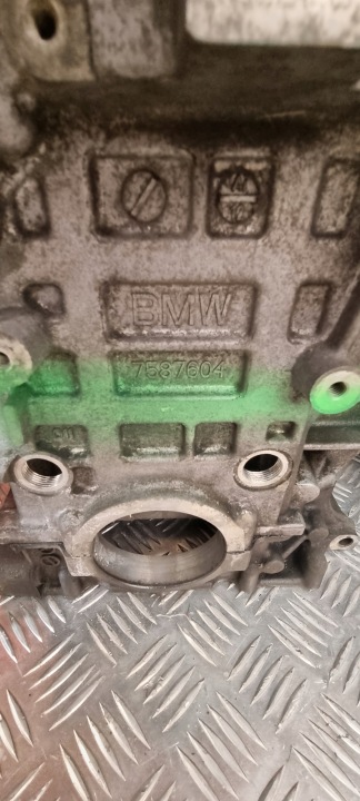 BMW OE 7587604 5' F10 F11 BLOKI MOTEUR N20 N26 PORDZEWIALE PISTONS BLOC