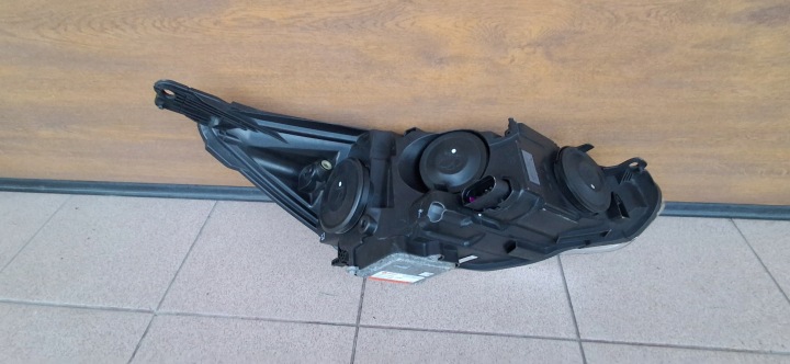 FORD FOCUS MK3 LIFT GAUCHE AVANT PHARE XÉNON COMPLÈTE F1EB-13D155-AB