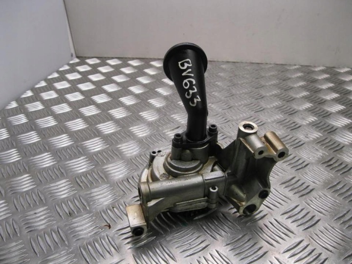 ADMISSION POMPES HUILES OE VW 03F 115 251B