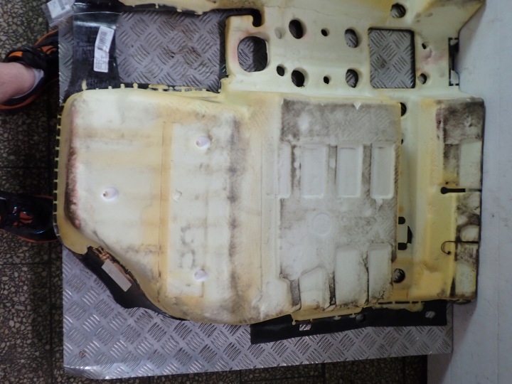REVÊTEMENT PLANCHER INTÉRIEUR CITROEN C3 II 2010 EUROPE KGX 96770957ZD 11182