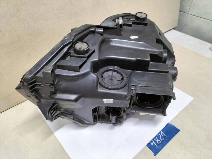 VW TRANSPORTER T6 COMPLET LED PROJECTEUR GAUCHE (SZCZECIN-GORZOW- POZNAŃ 4821