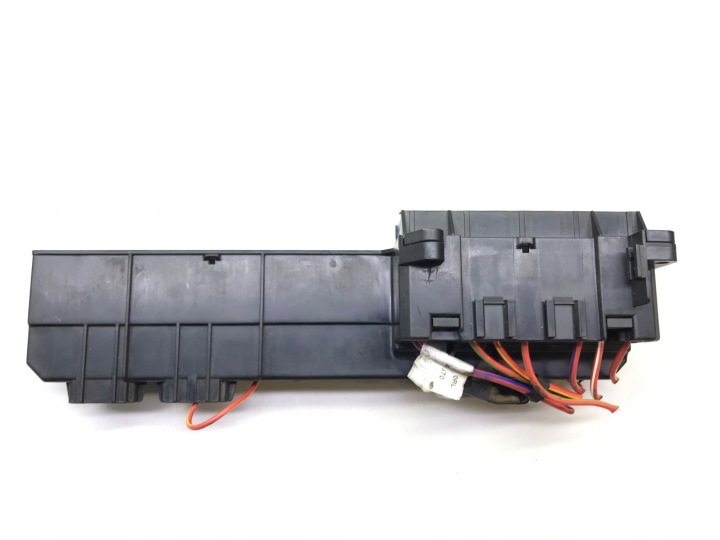 BMW 5 E60 E61 2005 CHÂSSIS MODULE FUSIBLES