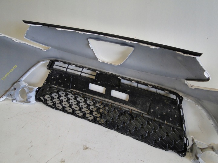 TOYOTA PARE-CHOCS AVANT AVANT 52119-OH190 AYGO X