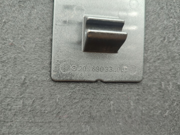 ÉTAGÈRE COUVERCLES DE COFFRE MERCEDES W203 COUPÉ 2036903349