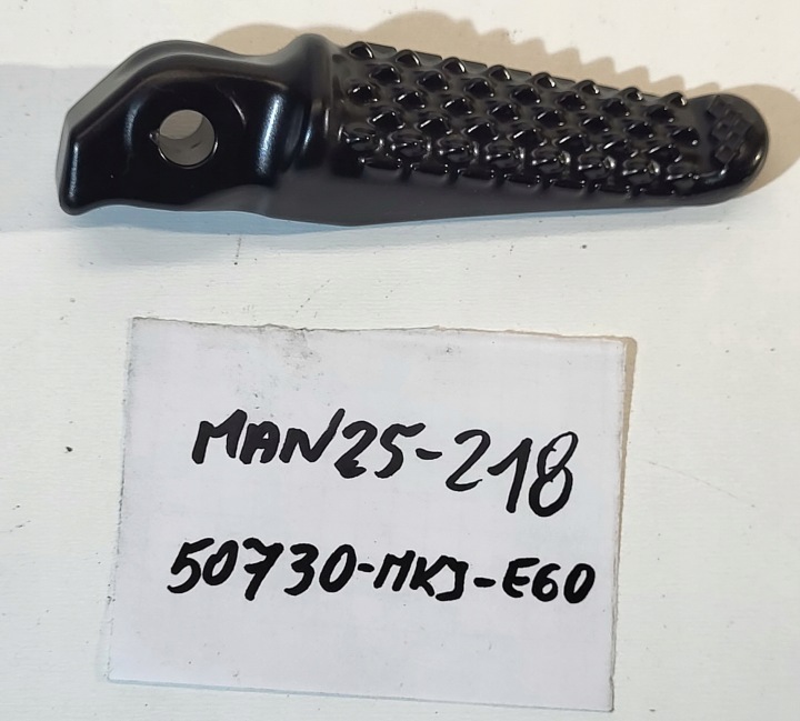 PODNOZEK GAUCHE ARRIÈRE 50730MKJE60 HONDA CBR 650 R 650R 2019-2025R