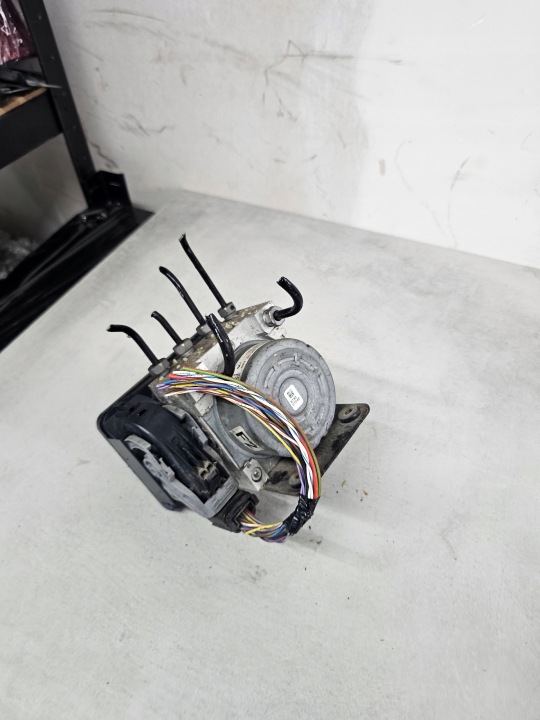 FORD FIESTA MK7 POMPE ABS D1B1-2C405-AD D1B1-2C013-BB 10.0220-0323.4