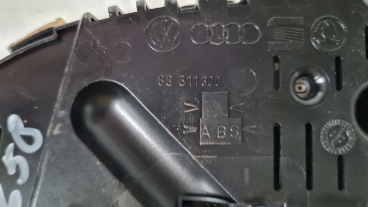 TABLEAU DE BORD COMPTEUR AUDI A6 C5 2.8B EUROPE