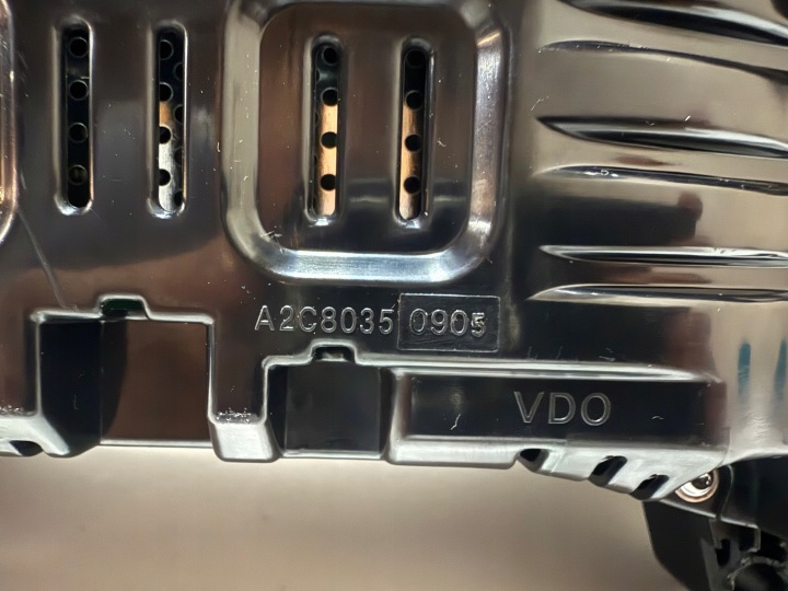 MERCEDES W305 C300 16- USA COMPTEUR APPAREILS COMPTEUR DE VITESSE A2059003627