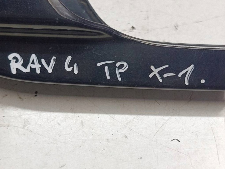 TOYOTA RAV4 II LIFT 00-05 PROTECTION REVÊTEMENT RAMPE DROIT ARRIÈRE 63493-5DR