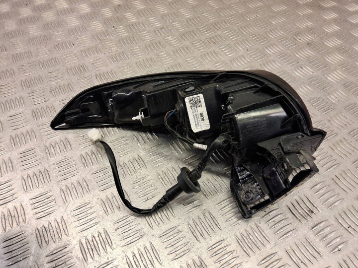MAZDA CX-30 PHARE GAUCHE ARRIÈRE RDM92400030